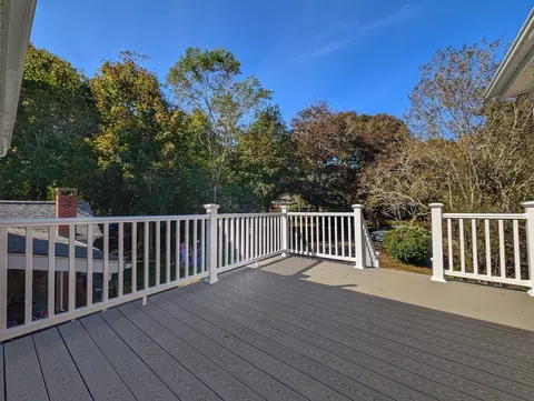 Exterior - 532 Main St, Wareham, MA 02571 photo 2 of 10