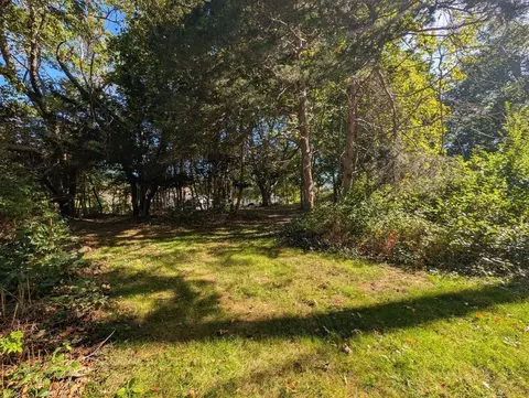 Exterior - 532 Main St, Wareham, MA 02571 photo 7 of 10