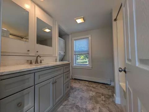 Bath - 532 Main St, Wareham, MA 02571 photo 1 of 2