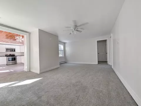 Living - 532 Main St, Wareham, MA 02571 photo 3 of 4