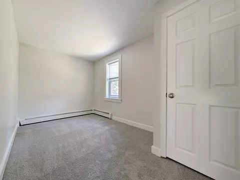 Bedroom - 532 Main St, Wareham, MA 02571 photo 3 of 3