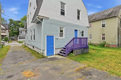 Exterior - 54 Commonwealth Ave, Springfield, MA 01108 photo 5 of 7