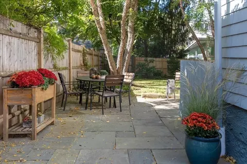 Exterior - 116 Fuller St, Brookline, MA 02446 photo 4 of 8