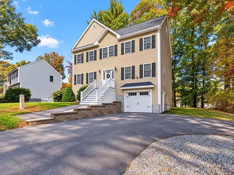 271 Burlington Ave, Wilmington, MA 01887