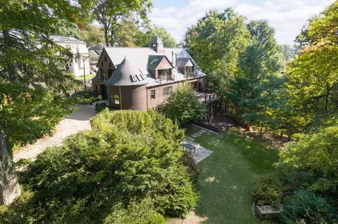 Exterior - 120 Rawson Rd, Brookline, MA 02445 photo 5 of 11
