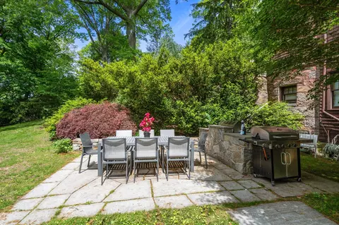 Exterior - 120 Rawson Rd, Brookline, MA 02445 photo 10 of 11