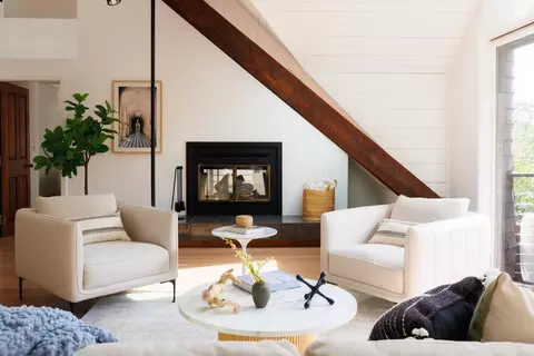 Living - 120 Rawson Rd, Brookline, MA 02445 photo 2 of 5