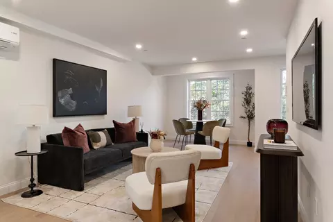 Living - 19 Paris St #4, Everett, MA 02149 photo 1 of 2