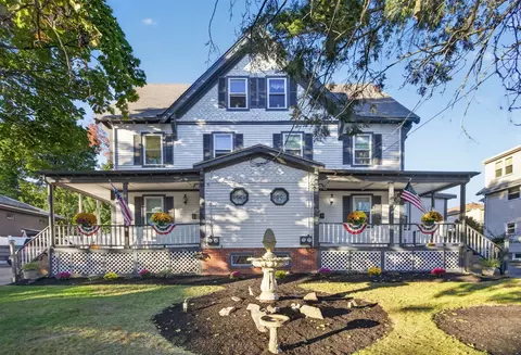 31-29 Sixth St, Medford, MA 02155