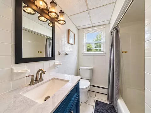 Bath - 37 Coburn Ave, Worcester, MA 01604 photo 1 of 1