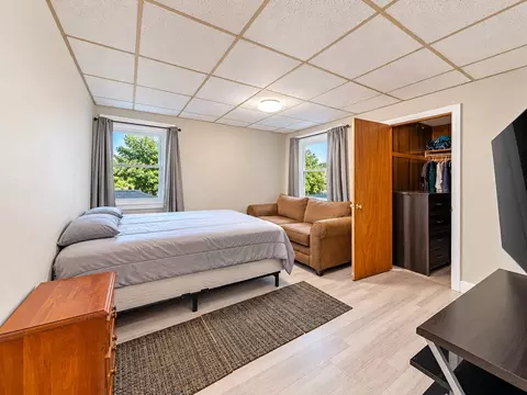 Bedroom - 37 Coburn Ave, Worcester, MA 01604 photo 1 of 2