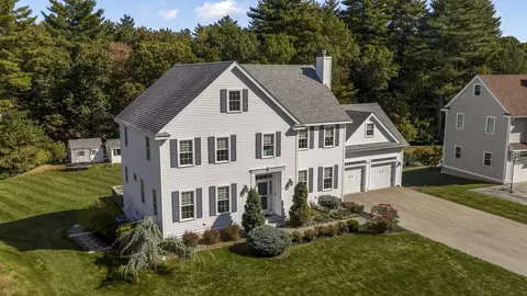 View/Area - 33 Oak Ledge Cir, Rowley, MA 01969 photo 1 of 7