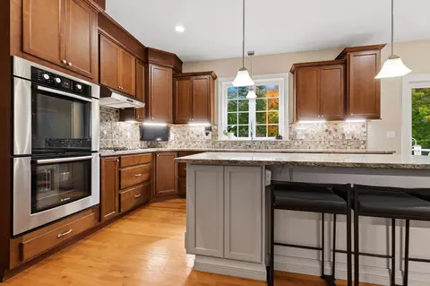 Kitchen - 33 Oak Ledge Cir, Rowley, MA 01969 photo 3 of 3
