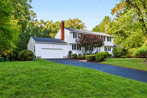 35 Eagle Dr, Sharon, MA 02067 photo 2
