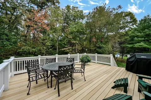 Exterior - 20 River Edge Rd, Mansfield, MA 02048 photo 8 of 8