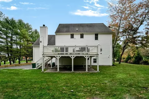 Exterior - 20 River Edge Rd, Mansfield, MA 02048 photo 7 of 8