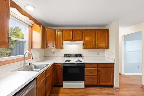 Kitchen - 27 Timrod Dr # A, Worcester, MA 01603 photo 3 of 3