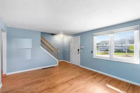 Living - 27 Timrod Dr # A, Worcester, MA 01603 photo 4 of 4