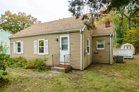 396 Willow St, Stoughton, MA 02072