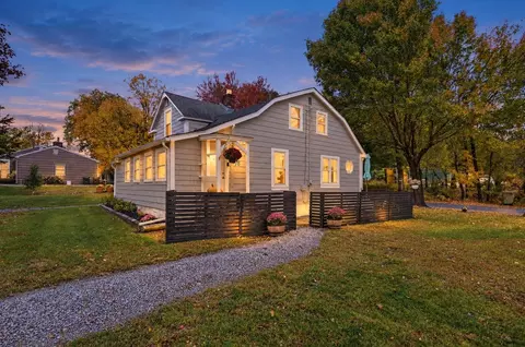 78 Dudley Rd, Oxford, MA 01540
