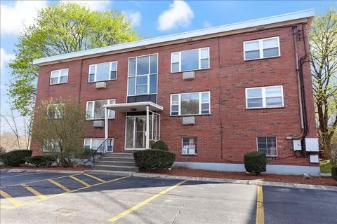 1105 Lexington St #8-6, Waltham, MA 02452