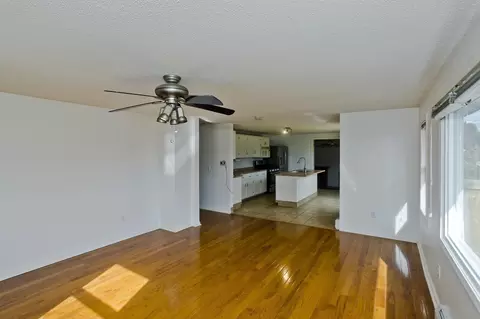 Living - 20 Strong St, Easthampton, MA 01027 photo 5 of 8