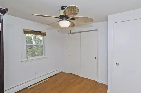 Bedroom - 20 Strong St, Easthampton, MA 01027 photo 6 of 9