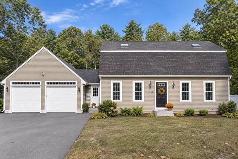 46 Bennett Rd, Rochester, MA 02770