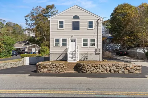 Exterior - 16 Reynard St #2, Gloucester, MA 01930 photo 5 of 8