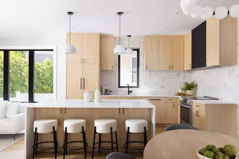 356 Linwood Ave #356, Newton, MA 02460