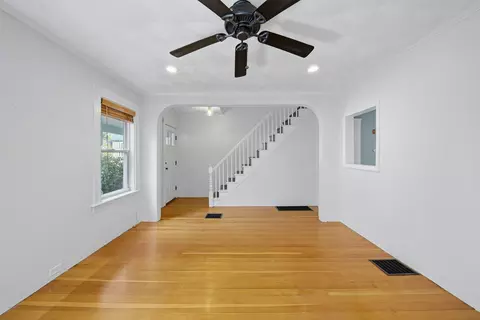 Living - 41 Prospect St #41, Georgetown, MA 01833 photo 4 of 4