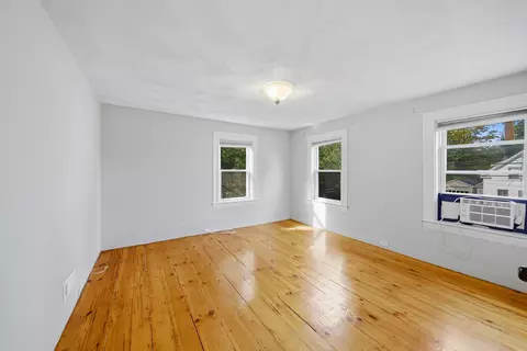 Bedroom - 41 Prospect St #41, Georgetown, MA 01833 photo 2 of 5