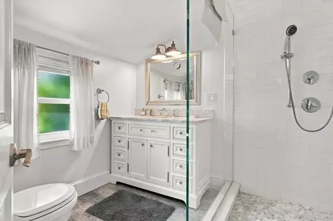 Bath - 82 Manatee Rd, Hingham, MA 02043 photo 1 of 1
