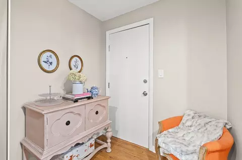 Entry Way - 241 Main St #C8, Reading, MA 01867 photo 1 of 2