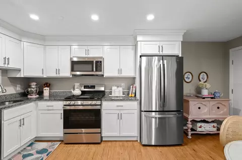 Kitchen - 241 Main St #C8, Reading, MA 01867 photo 1 of 4