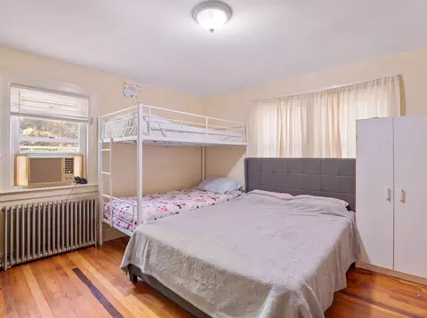 Bedroom - 8 Chilmark # -3, Worcester, MA 01604 photo 5 of 7