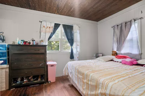 Bedroom - 8 Chilmark # -3, Worcester, MA 01604 photo 6 of 7