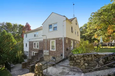 Exterior - 8 Chilmark # -3, Worcester, MA 01604 photo 3 of 3