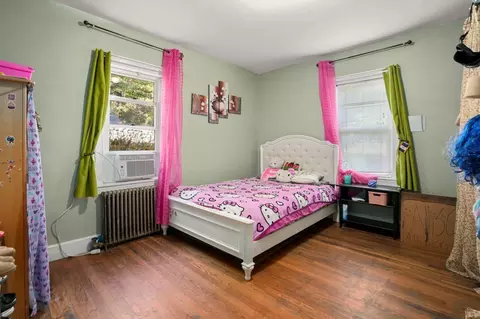 Bedroom - 8 Chilmark # -3, Worcester, MA 01604 photo 3 of 7