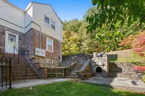 Exterior - 8 Chilmark # -3, Worcester, MA 01604 photo 1 of 3