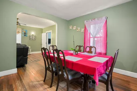 Dining - 8 Chilmark # -3, Worcester, MA 01604 photo 2 of 3