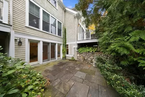 Exterior - 2 Heron Way #2, Hingham, MA 02043 photo 5 of 6