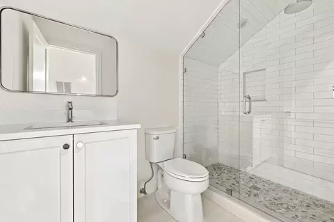 Bath - 1152 Central Ave, Needham, MA 02492 photo 9 of 10