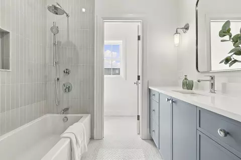 Bath - 1152 Central Ave, Needham, MA 02492 photo 7 of 10