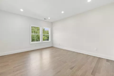 Bedroom - 1152 Central Ave, Needham, MA 02492 photo 6 of 7