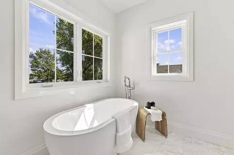 Bath - 1152 Central Ave, Needham, MA 02492 photo 3 of 10