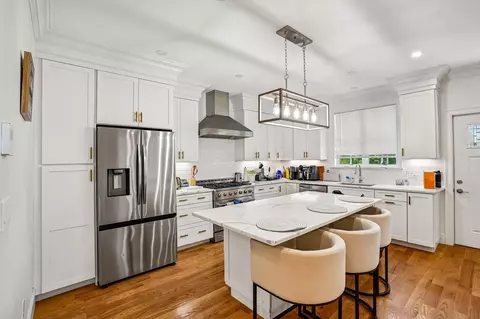 41 Union St #B, Weymouth, MA 02190
