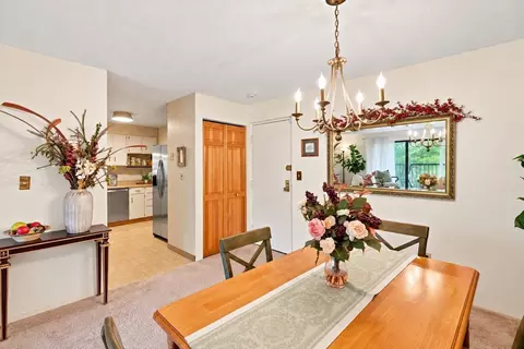 Dining - 1 Summit Dr #57, Reading, MA 01867 photo 4 of 4