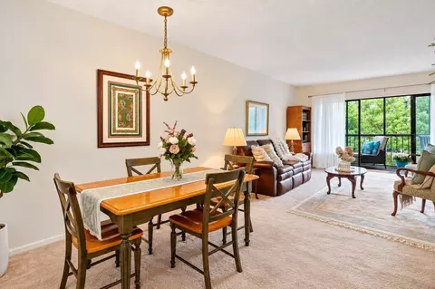 Dining - 1 Summit Dr #57, Reading, MA 01867 photo 2 of 4