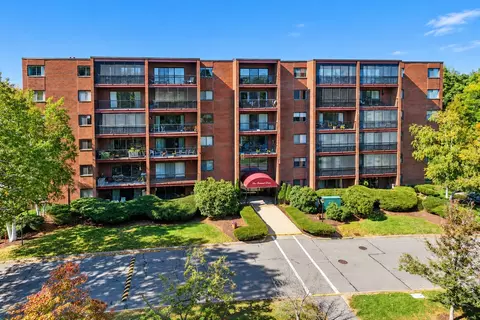 Other - 1 Summit Dr #57, Reading, MA 01867 photo 4 of 9